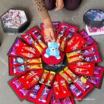 Hexagonal chocolate explosion box